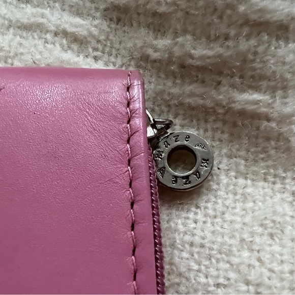 MAZE  Pink Leather Zip Around Wallet  Clutch Credit Card Case Passport Holder N4 - Picture 7 of 8